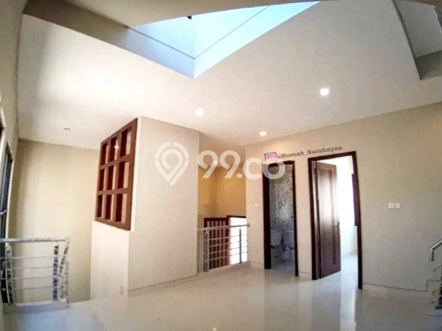 Rumah Elit LB 255m2 Siap Pakai Desain Elegan di Semolowaru, Surabaya Rumah Elit LB 255m2 Siap Pakai Desain Elegan di Semolowaru, Surabaya