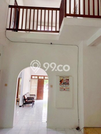 HARGA TERBAIK! Rumah Premium di Wiyung, LT 120m2m² Bangunan 70m2m² HARGA TERBAIK! Rumah Premium di Wiyung, LT 120m2m² Bangunan 70m2m²