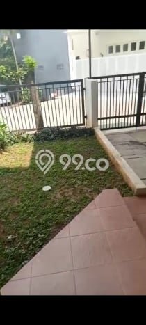Lokasi terbaik! Rumah siap huni disewakan di Pamulang LB 145m2 Lokasi terbaik! Rumah siap huni disewakan di Pamulang LB 145m2