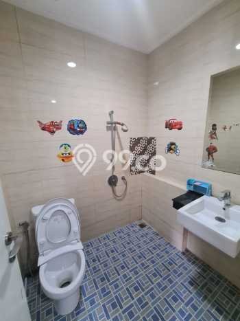 Jarang Ada! Rumah Sewa 4 Kamar Bagus Siap Huni Green Lake City Jarang Ada! Rumah Sewa 4 Kamar Bagus Siap Huni Green Lake City