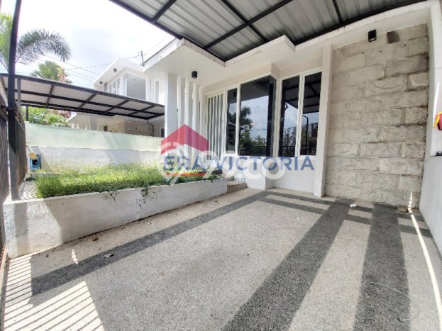 Disewakan Rumah Murah di Dieng Malang Punya 2 KT Disewakan Rumah Murah di Dieng Malang Punya 2 KT