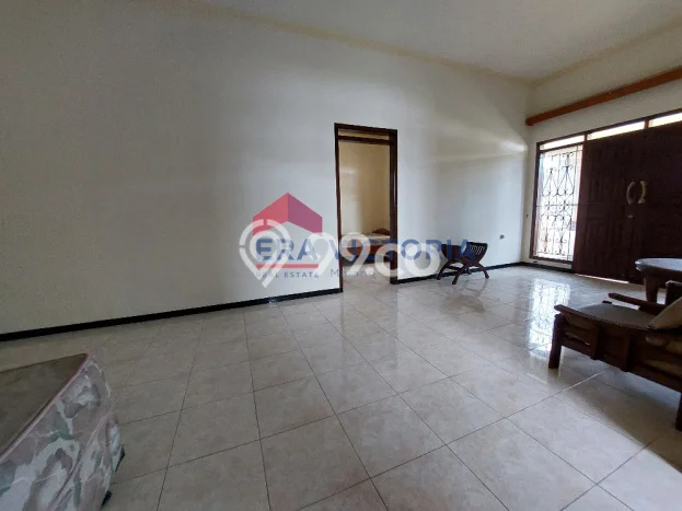 Disewakan Cepat Rumah Kondisi Bagus di Kawasan Lowokwaru, Malang Disewakan Cepat Rumah Kondisi Bagus di Kawasan Lowokwaru, Malang