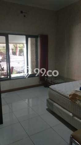 Hunian Cantik Modern Lb 225m2 di Banyumanik, Semarang Hunian Cantik Modern Lb 225m2 di Banyumanik, Semarang