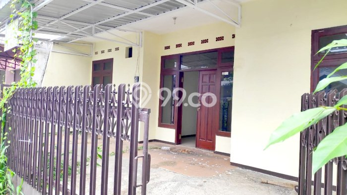 HUNIAN PREMIUM! Rumah di , 3 KT, Area Berkembang, Luas 139m2m² Bangunan 120m2m² HUNIAN PREMIUM! Rumah di , 3 KT, Area Berkembang, Luas 139m2m² Bangunan 120m2m²