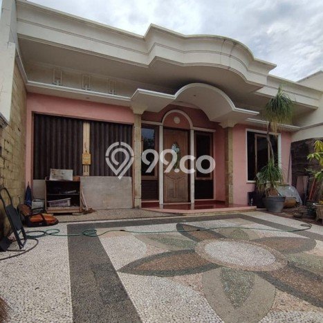 NEW LISTING! Rumah Strategis di Semarang Selatan, Luas 200m² Bangunan 165m² NEW LISTING! Rumah Strategis di Semarang Selatan, Luas 200m² Bangunan 165m²