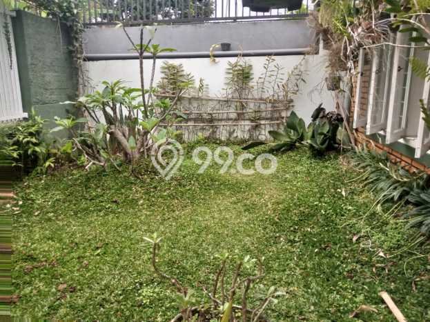 Rumah Terawat kawasan Geger Kalong, Bandung, LT 150m² Bangunan 120m² DIJUAL CEPAT! Rumah Terawat kawasan Geger Kalong, Bandung, LT 150m² Bangunan 120m² DIJUAL CEPAT!