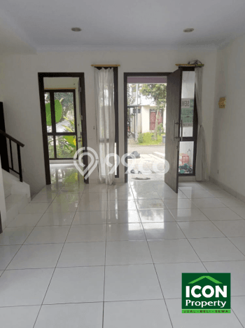 Disewakan Rumah Harga Terjangkau di BSD Tangerang dengan 3 KT Disewakan Rumah Harga Terjangkau di BSD Tangerang dengan 3 KT