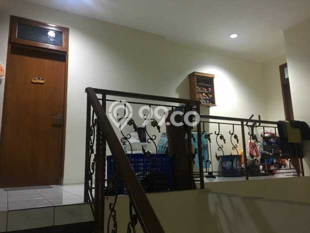 Rumah Terawat 3 KT 3 KM di Pulomas, Jakarta Timur Rumah Terawat 3 KT 3 KM di Pulomas, Jakarta Timur