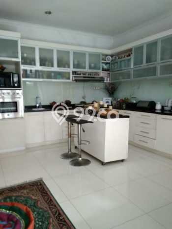 Rumah Nyaman di Bintaro, Tangerang Selatan, Luas 317m² LB 400m² Rumah Nyaman di Bintaro, Tangerang Selatan, Luas 317m² LB 400m²