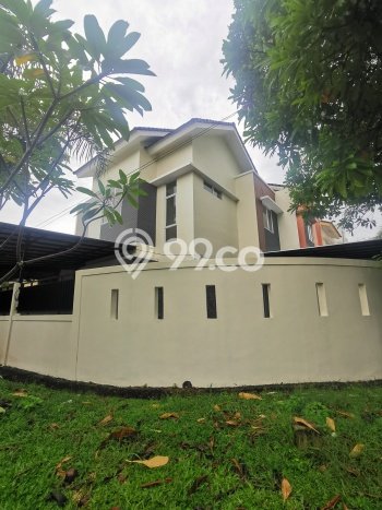 Rumah Luas Asri 3 KT Siap Huni di BSD Tangerang Rumah Luas Asri 3 KT Siap Huni di BSD Tangerang