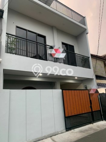 Dijual Cepat Rumah Bagus Siap Huni LB 150m2 di Kebayoran Baru, Jakarta Selatan Dijual Cepat Rumah Bagus Siap Huni LB 150m2 di Kebayoran Baru, Jakarta Selatan