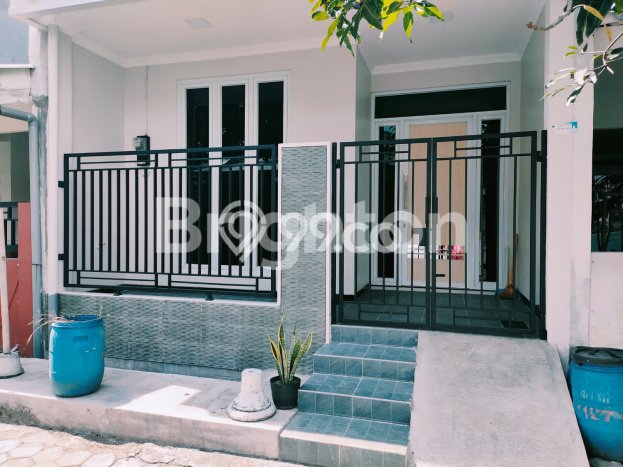 Jual Rumah Bagus Siap Huni LB 65m2 di Semarang Timur, Semarang Jual Rumah Bagus Siap Huni LB 65m2 di Semarang Timur, Semarang