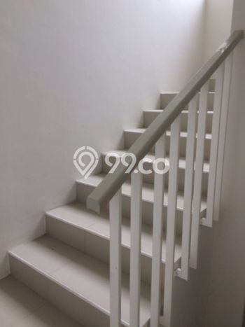 Dijual Rumah 3 Kamar Lokasi Ideal Bagus dan Strategis di Setu Dijual Rumah 3 Kamar Lokasi Ideal Bagus dan Strategis di Setu