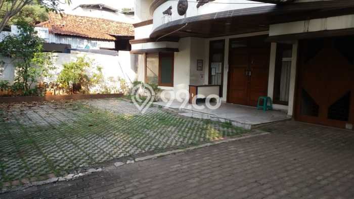 Rumah Bagus Siap Huni Di Kebayoran Baru Luas 800m2 Lokasi Strategis Rumah Bagus Siap Huni Di Kebayoran Baru Luas 800m2 Lokasi Strategis
