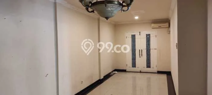 Rumah Asri area Bintaro, 4 KT, LT 227m² LB 300m² Rumah Asri area Bintaro, 4 KT, LT 227m² LB 300m²