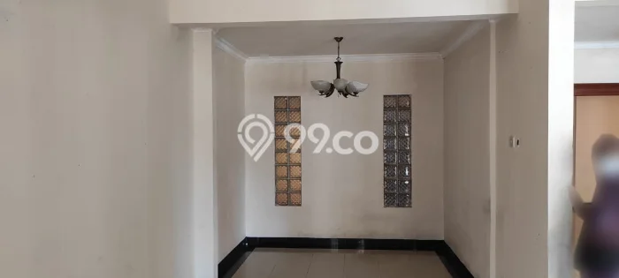 Rumah Asri area Bintaro, 4 KT, LT 227m² LB 300m² Rumah Asri area Bintaro, 4 KT, LT 227m² LB 300m²