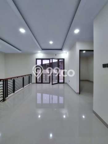 Dijual Hunian Rumah Nyaman 3 KT di Cilangkap, Jakarta Timur Dijual Hunian Rumah Nyaman 3 KT di Cilangkap, Jakarta Timur