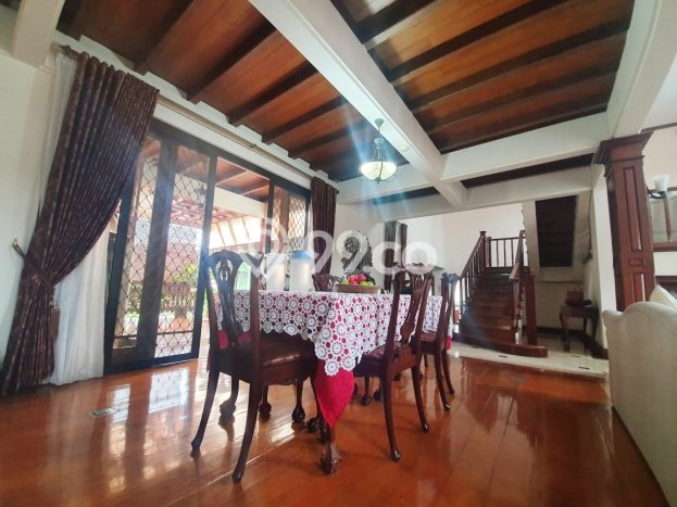 Dijual Rumah Premium dengan Fasilitas Sekitar Lengkap di Cinere, Depok Dijual Rumah Premium dengan Fasilitas Sekitar Lengkap di Cinere, Depok