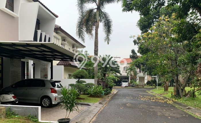 Dijual Rumah Luas Elegan Dengan View Eksklusif di Bintaro, Tangerang Selatan Dijual Rumah Luas Elegan Dengan View Eksklusif di Bintaro, Tangerang Selatan