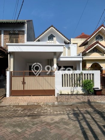 Dijual Rumah Strategis Bagus Punya 3 KT di Pondok Aren Tangerang Selatan SHM Dijual Rumah Strategis Bagus Punya 3 KT di Pondok Aren Tangerang Selatan SHM