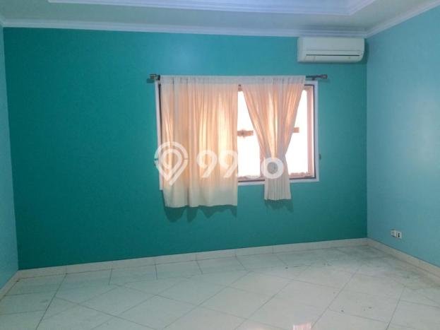 Rumah Luxury Modern Tanpa Renovasi di Raffles Hills Jakarta Timur Rumah Luxury Modern Tanpa Renovasi di Raffles Hills Jakarta Timur