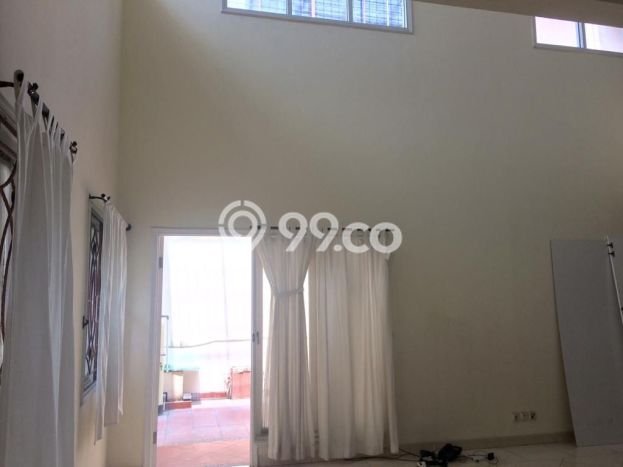 Rumah Luxury Modern Tanpa Renovasi di Raffles Hills Jakarta Timur Rumah Luxury Modern Tanpa Renovasi di Raffles Hills Jakarta Timur