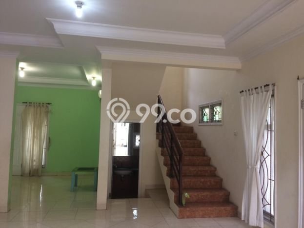 Rumah Luxury Modern Tanpa Renovasi di Raffles Hills Jakarta Timur Rumah Luxury Modern Tanpa Renovasi di Raffles Hills Jakarta Timur