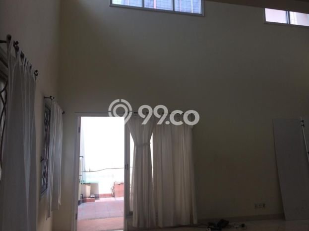 Rumah Luxury Modern Tanpa Renovasi di Raffles Hills Jakarta Timur Rumah Luxury Modern Tanpa Renovasi di Raffles Hills Jakarta Timur