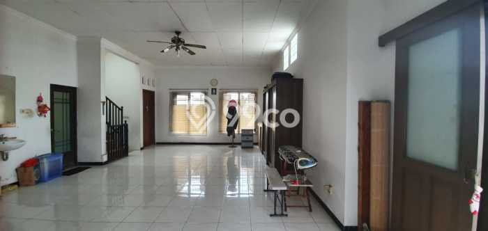 Jual Rumah Eksklusif 4 KT di Puri Anjasmoro, Semarang Jual Rumah Eksklusif 4 KT di Puri Anjasmoro, Semarang