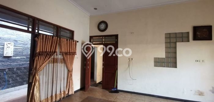 LOKASI STRATEGIS! Rumah di Banjarsari, Akses ke Stasiun, 2 KM, Luas 200m² LB 170m² LOKASI STRATEGIS! Rumah di Banjarsari, Akses ke Stasiun, 2 KM, Luas 200m² LB 170m²