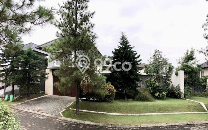 Rumah Mewah LB 420m2 Siap Pakai Desain Elegan di Kota Baru Parahyangan, Bandung Rumah Mewah LB 420m2 Siap Pakai Desain Elegan di Kota Baru Parahyangan, Bandung