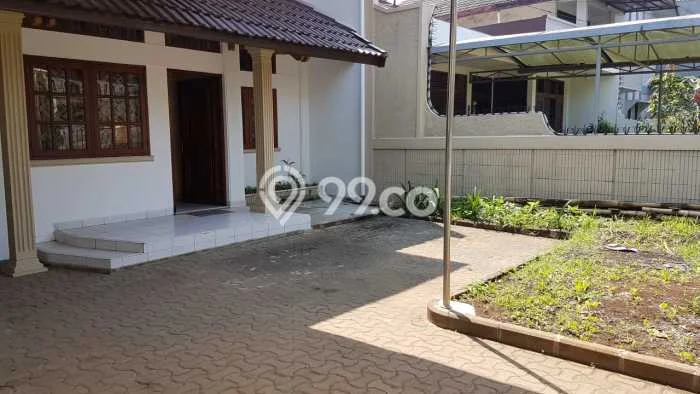 Dijual Rumah Premium dengan Fasilitas Sekitar Lengkap di Sukasari, Bandung Dijual Rumah Premium dengan Fasilitas Sekitar Lengkap di Sukasari, Bandung