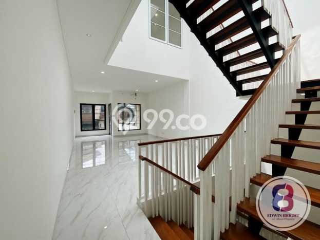 Ready to Use! Premium House LT 125m2 Desain Modern di Bintaro Ready to Use! Premium House LT 125m2 Desain Modern di Bintaro