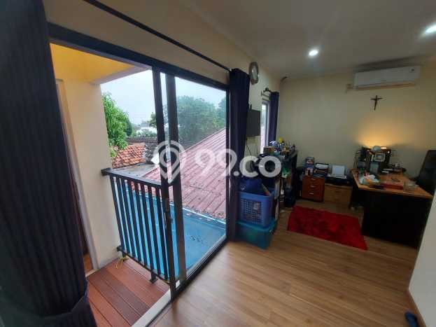 For Sale Rumah 4 Kamar Lokasi Ideal Bagus dan Strategis di Pagedangan For Sale Rumah 4 Kamar Lokasi Ideal Bagus dan Strategis di Pagedangan