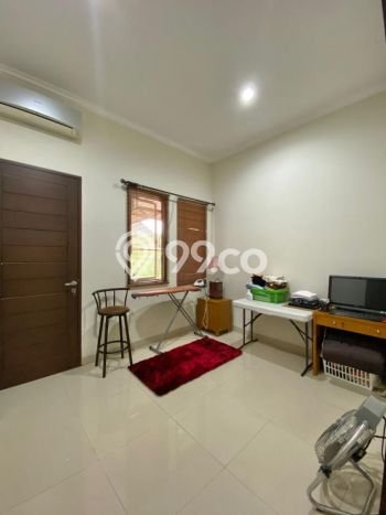 Siap Huni Rumah Mewah 4 Kamar di Kebayoran Baru Dekat ke Mana Saja Siap Huni Rumah Mewah 4 Kamar di Kebayoran Baru Dekat ke Mana Saja