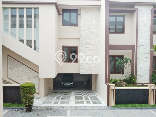 For Sale Rumah Elit Exclusive di Jagakarsa, Jakarta Selatan For Sale Rumah Elit Exclusive di Jagakarsa, Jakarta Selatan