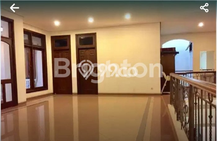 KESEMPATAN EMAS! Rumah area Dharma Husada, Surabaya, LT 440m² Bangunan 550m² KESEMPATAN EMAS! Rumah area Dharma Husada, Surabaya, LT 440m² Bangunan 550m²
