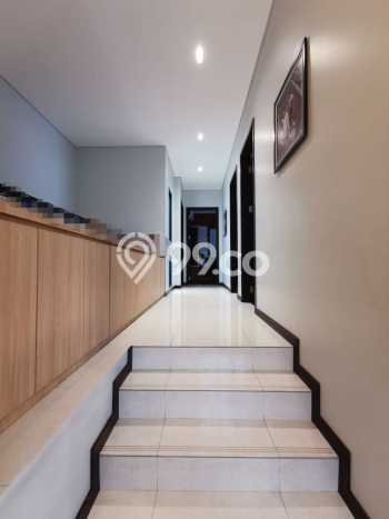 Hunian Elit LB 337m2 Siap Huni Desain Elegan di BSD, Tangerang Hunian Elit LB 337m2 Siap Huni Desain Elegan di BSD, Tangerang