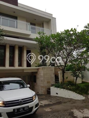 Rumah area Pejaten, Dekat Tol, 3 KT, Luas 250m² LB 200m² Rumah area Pejaten, Dekat Tol, 3 KT, Luas 250m² LB 200m²