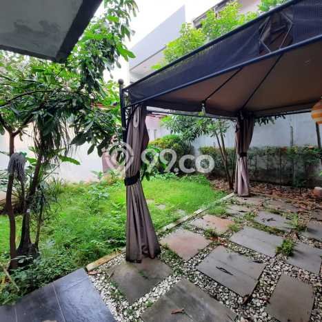 HUNIAN PREMIUM! Rumah di BSD City, 3 KM, Kawasan Prospektif, Luas 300m² Bangunan 290m² HUNIAN PREMIUM! Rumah di BSD City, 3 KM, Kawasan Prospektif, Luas 300m² Bangunan 290m²