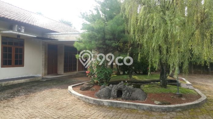 Hunian Mewah Dijual LT 2056m2 di Ciputat, Tangerang Selatan Hunian Mewah Dijual LT 2056m2 di Ciputat, Tangerang Selatan