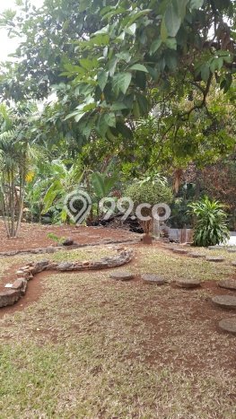 Tanah Dijual Lokasi Strategis di Jakarta Selatan dengan Luas 2150m2 Tanah Dijual Lokasi Strategis di Jakarta Selatan dengan Luas 2150m2