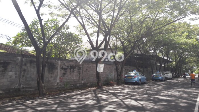 Tanah dan Bangunan HOOK ngantong!!! Lokasi STRATEGIS Tanah dan Bangunan HOOK ngantong!!! Lokasi STRATEGIS