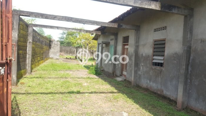 For Sale Tanah di Kalasan, Luas 715m², Lokasi Berkembang For Sale Tanah di Kalasan, Luas 715m², Lokasi Berkembang