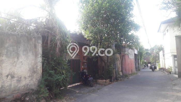 Tanah lokasi sangat strategis,hanya 700meter dari pantai batu belig Tanah lokasi sangat strategis,hanya 700meter dari pantai batu belig