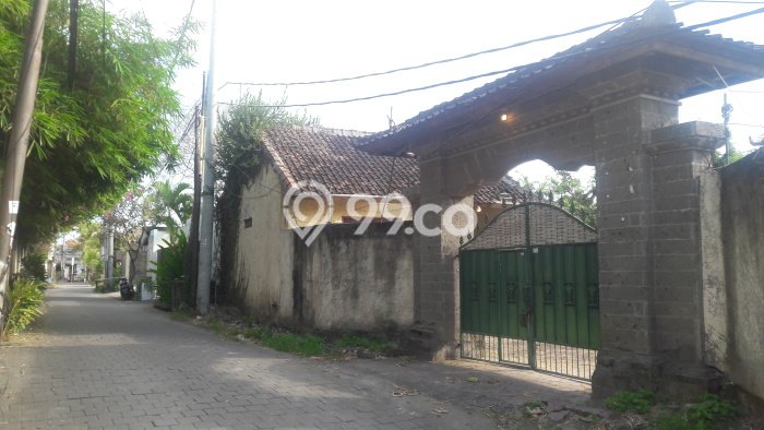 Tanah lokasi sangat strategis,hanya 700meter dari pantai batu belig Tanah lokasi sangat strategis,hanya 700meter dari pantai batu belig