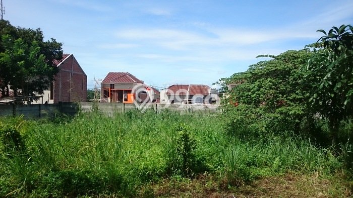 Tanah Kawasan Pancoran Mas, Luas 1800m², Jalur Mudah Tanah Kawasan Pancoran Mas, Luas 1800m², Jalur Mudah