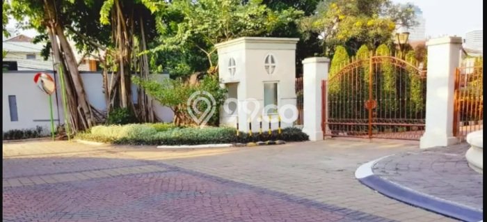 Tanah Area Strategis di Senayan, Luas 520m², Cocok untuk Investasi Tanah Area Strategis di Senayan, Luas 520m², Cocok untuk Investasi