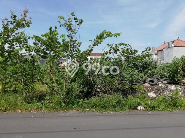 SEWA LAHAN! Tanah Kawasan Legian, Luas 623m², Area Komersial SEWA LAHAN! Tanah Kawasan Legian, Luas 623m², Area Komersial