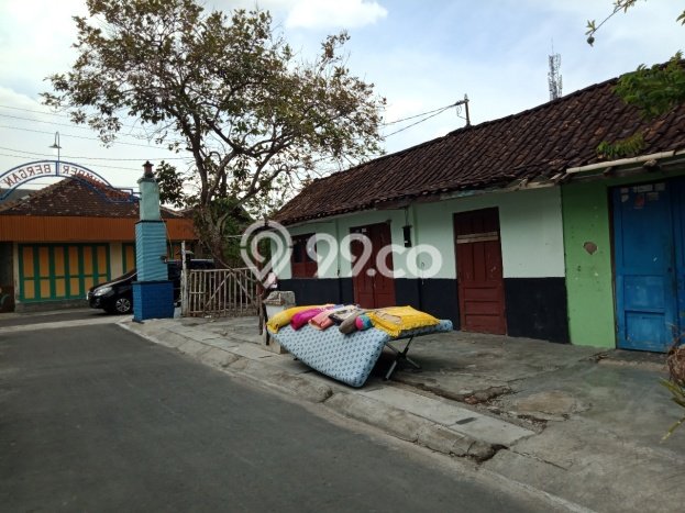 Jual Tanah Lokasi Strategis di Banjarsari, Luas 200m², Dekat Banjarsari, Solo, Solo Jual Tanah Lokasi Strategis di Banjarsari, Luas 200m², Dekat Banjarsari, Solo, Solo
